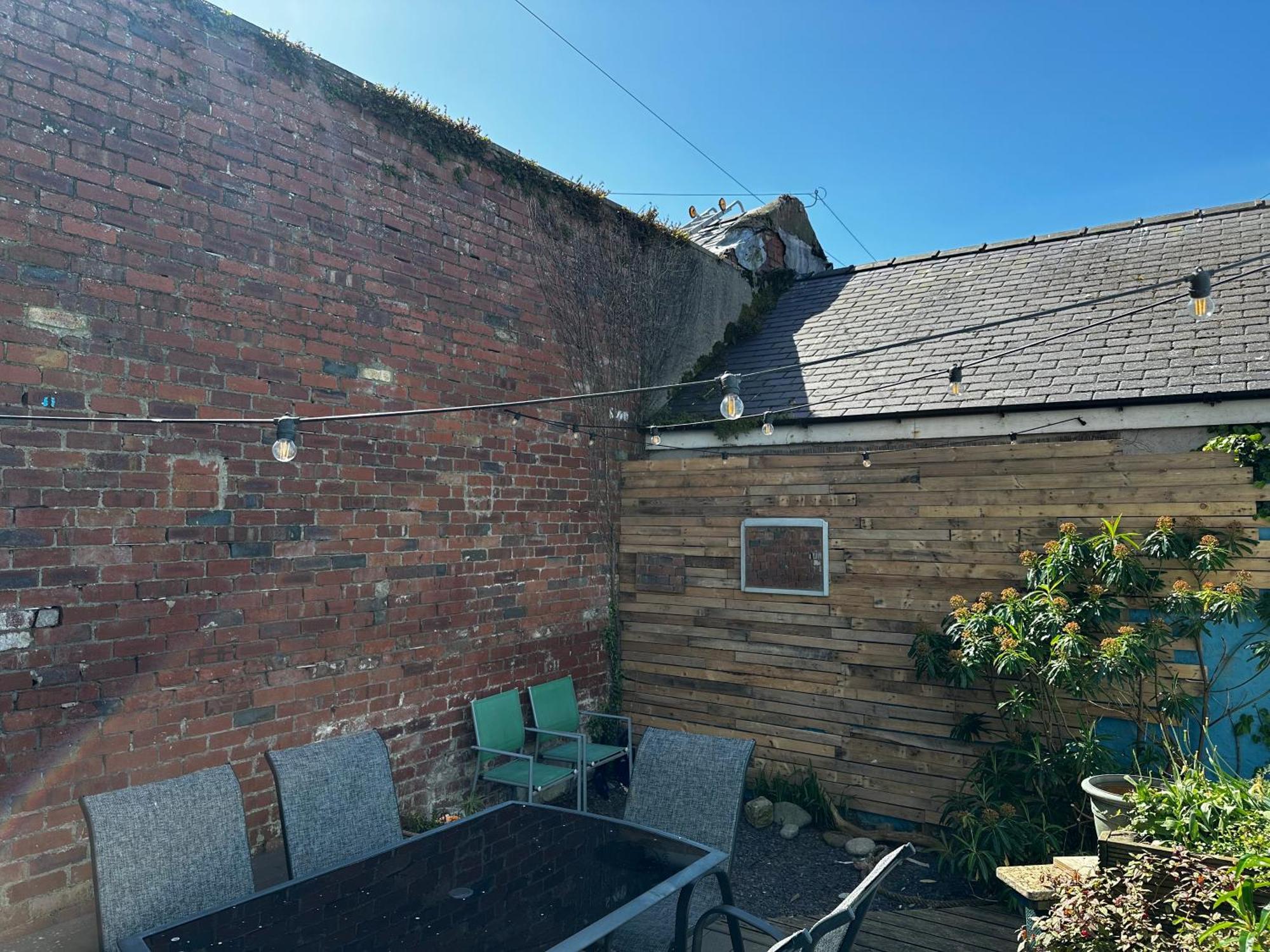Ty Hapus Central Beaumaris Exterior photo